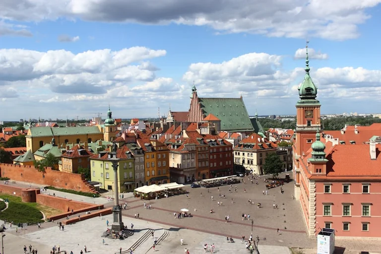 Fala upałów w Polsce: jak bezpiecznie przetrwać temperatury powyżej 30°C