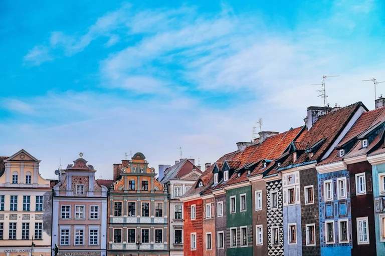 Fala upałów w Polsce: jak bezpiecznie przetrwać temperatury powyżej 30°C