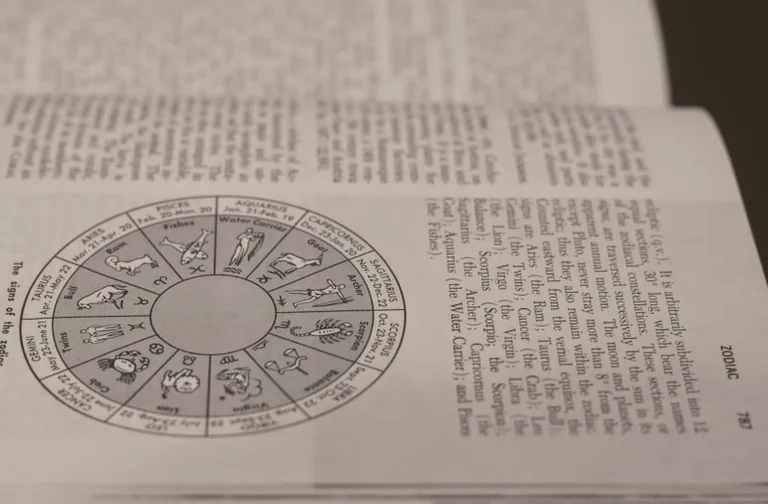 Horoskop na wtorek 25 sierpnia: spokojniejszy rytm dnia