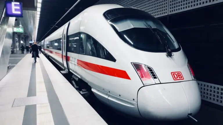 Nowy rozkład: Kraków–Warszawa około 30 minut krócej