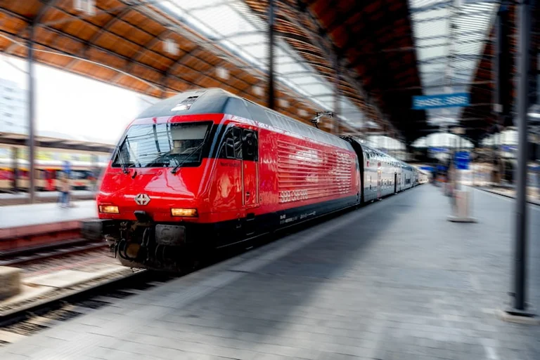 Nowy rozkład: Kraków–Warszawa około 30 minut krócej