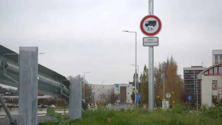 Ograniczenia dla pojazdów ponad 12 ton 14–15 sierpnia
