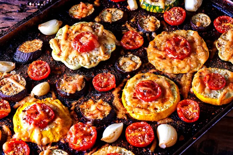 Pieczone placki z cukinii: zdrowa kolacja w 30 minut