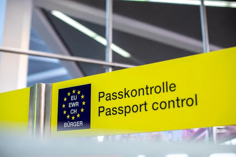 EES na granicach Schengen: co sprawdzić przed podróżą z Polski